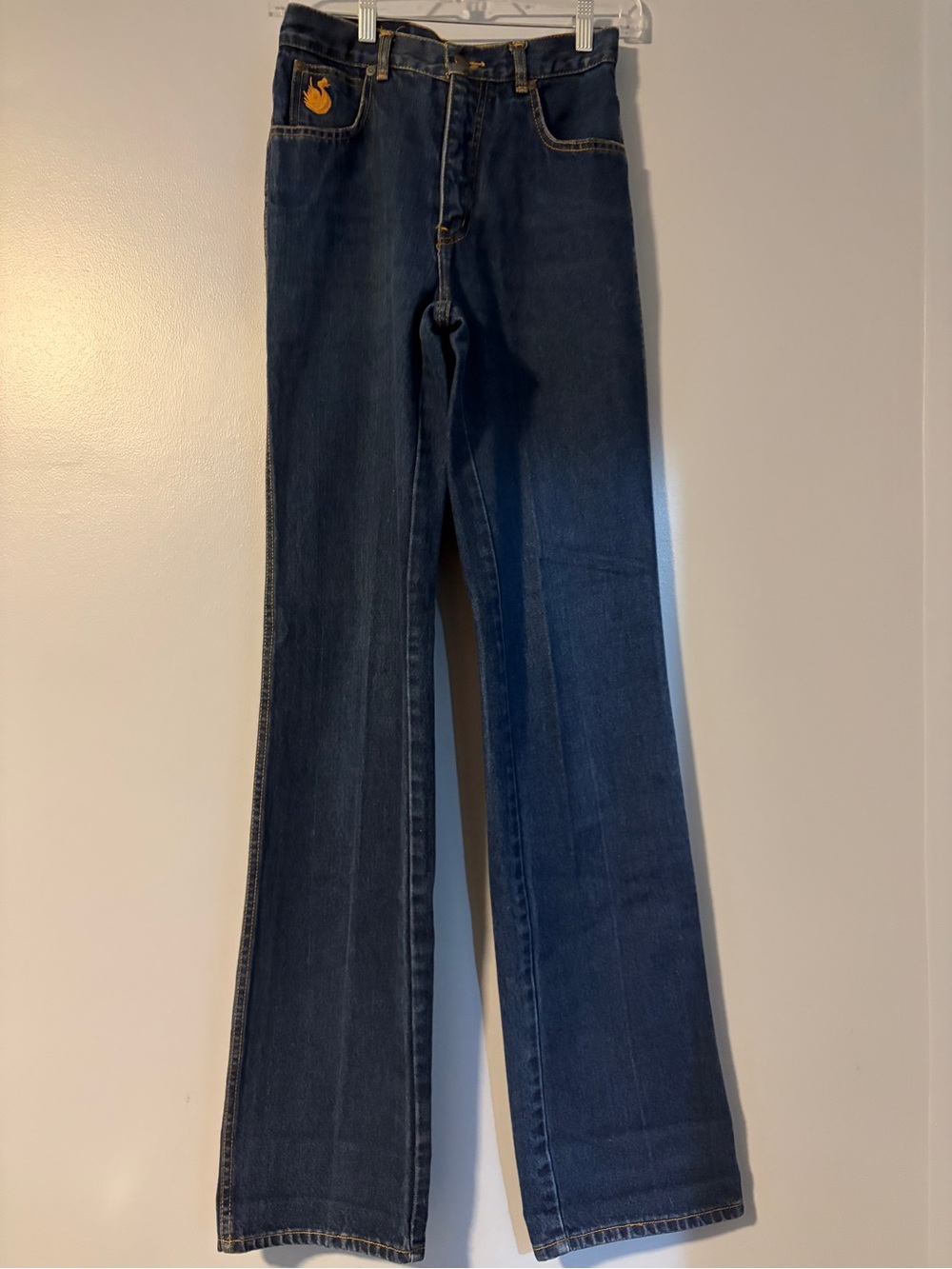Vintage Gloria Vanderbilt Murjani Dark Blue Straight Leg Women's Jeans 4